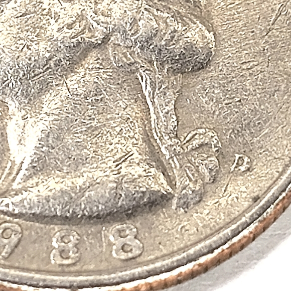 1988 D Liberty Quarter With Errors - Picture 6 of 9